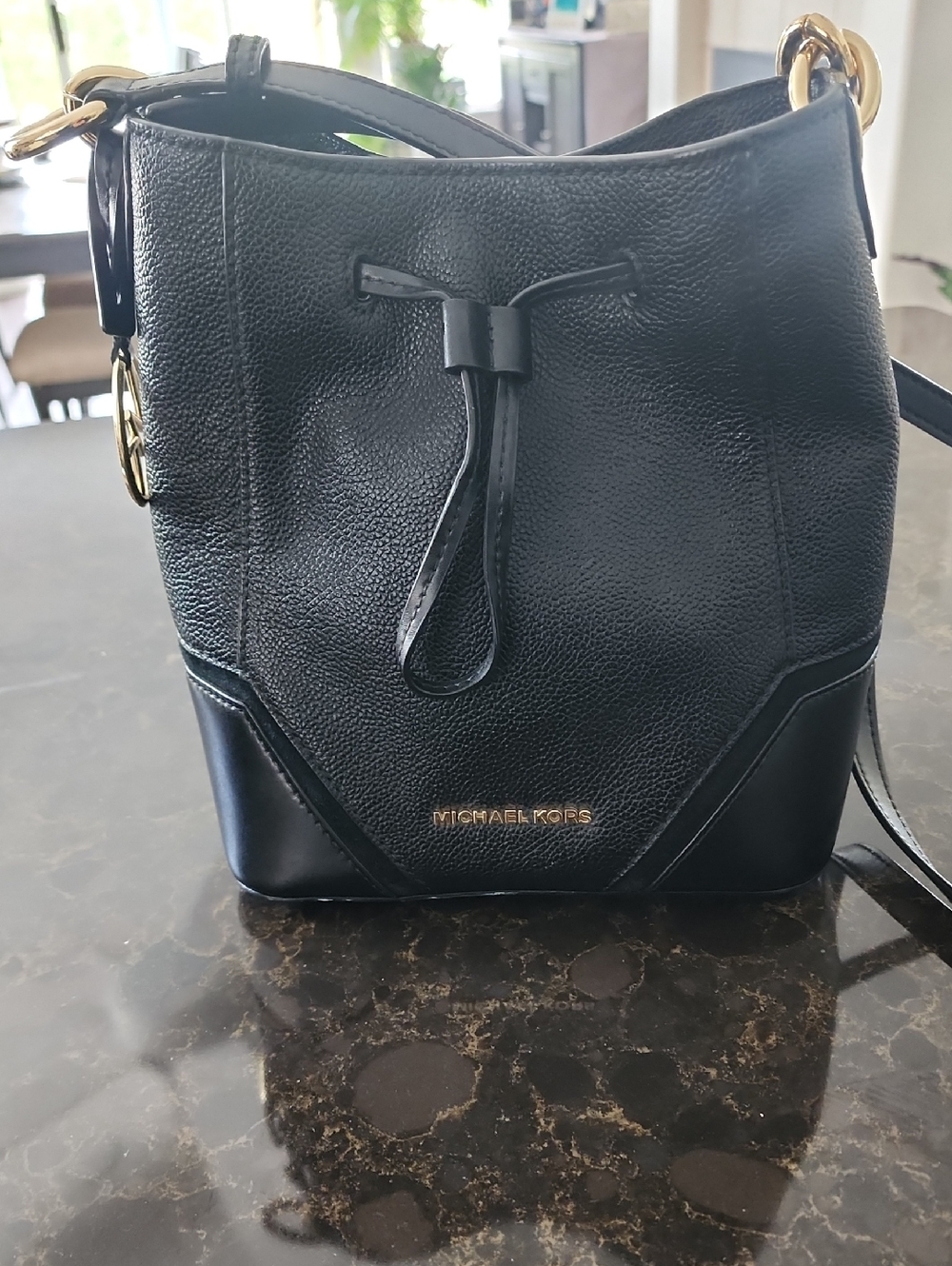 Michael Kors Black Drawstring Leather Bucket Shoulder Bag